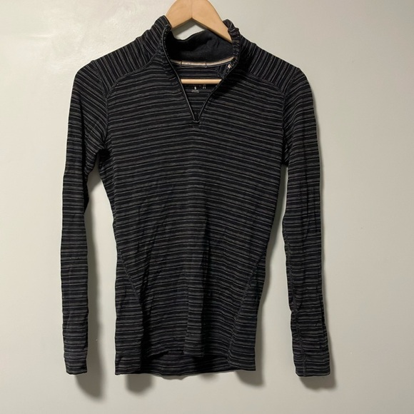 Smartwool 100 % merino wool Gray Striped Long Sleeve Layer Tee Top Sweater - Picture 1 of 7